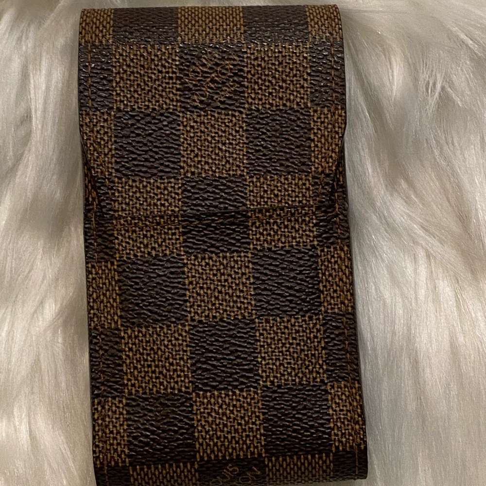 Lv cigarette case